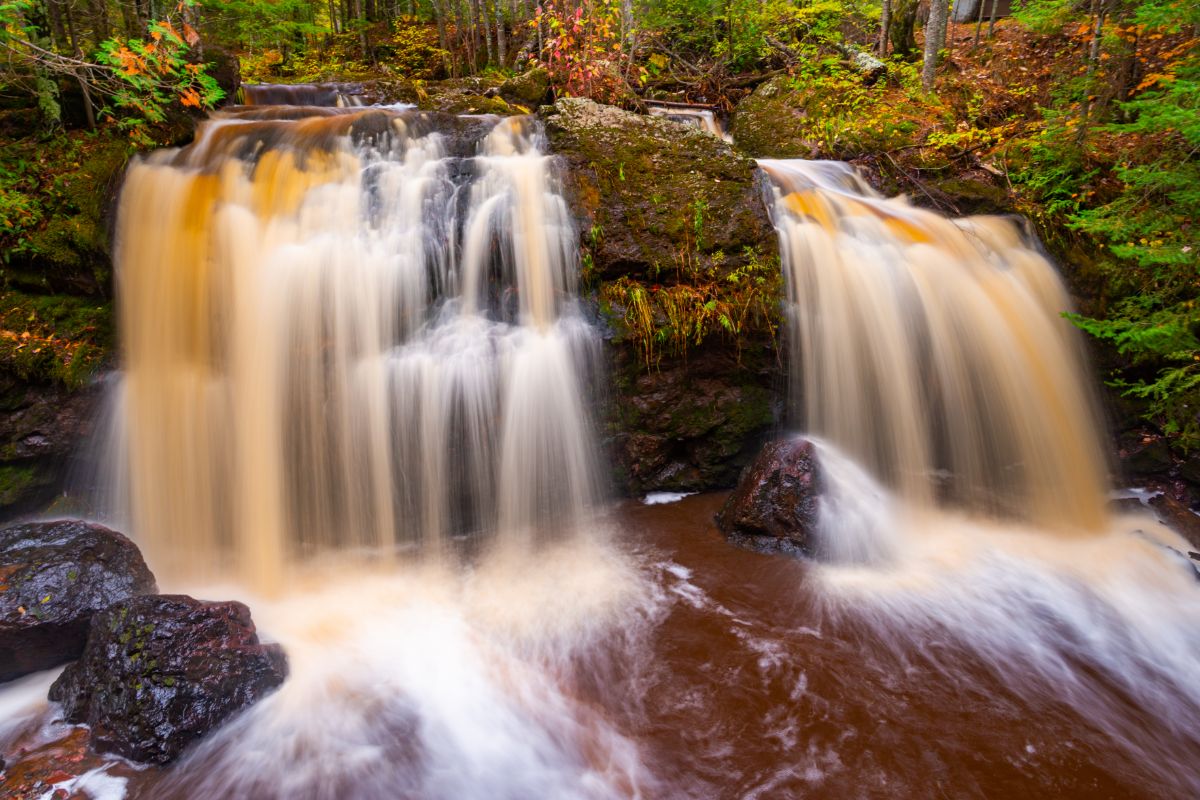 10 Spectacular Waterfalls In Wisconsin